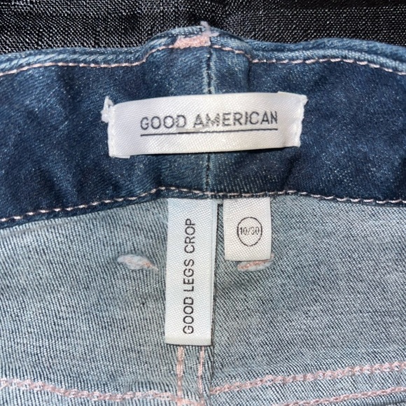 Good American Good Legs Cropped Jeans in a 10/30 - Picture 8 of 9